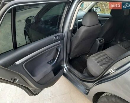 Сірий Фольксваген Гольф, об'ємом двигуна 1.6 л та пробігом 360 тис. км за 6499 $, фото 18 на Automoto.ua