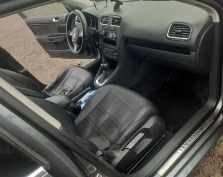 Серый Фольксваген Гольф, объемом двигателя 1.6 л и пробегом 270 тыс. км за 6900 $, фото 4 на Automoto.ua