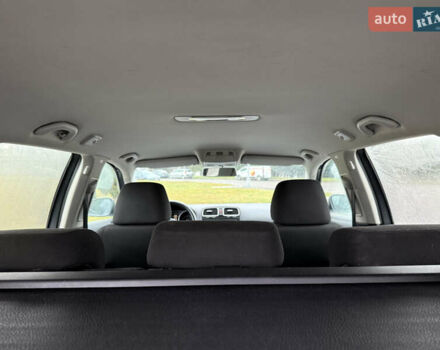 Серый Фольксваген Гольф, объемом двигателя 1.6 л и пробегом 298 тыс. км за 6550 $, фото 57 на Automoto.ua