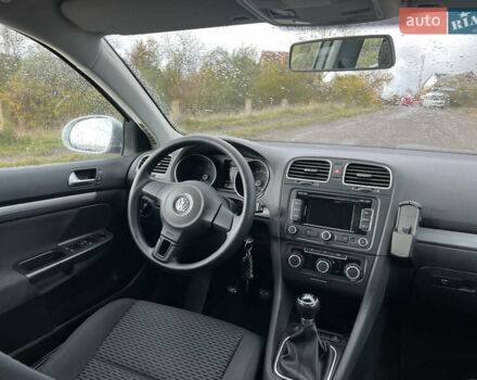 Сірий Фольксваген Гольф, об'ємом двигуна 1.6 л та пробігом 213 тис. км за 7100 $, фото 52 на Automoto.ua
