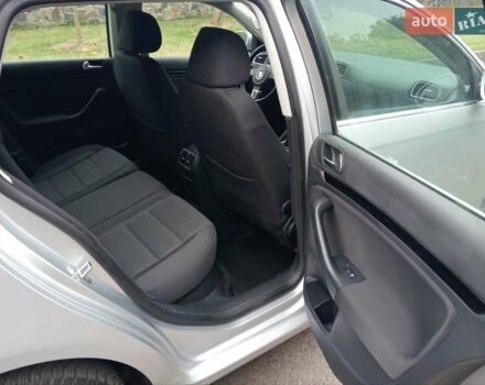 Серый Фольксваген Гольф, объемом двигателя 1.6 л и пробегом 235 тыс. км за 7500 $, фото 17 на Automoto.ua