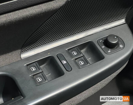 Сірий Фольксваген Гольф, об'ємом двигуна 1.6 л та пробігом 255 тис. км за 7999 $, фото 9 на Automoto.ua