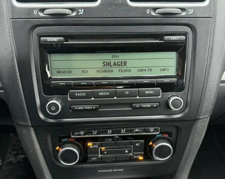 Сірий Фольксваген Гольф, об'ємом двигуна 1.39 л та пробігом 249 тис. км за 7899 $, фото 38 на Automoto.ua