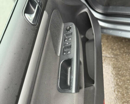 Сірий Фольксваген Гольф, об'ємом двигуна 1.39 л та пробігом 249 тис. км за 7899 $, фото 27 на Automoto.ua