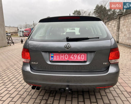 Сірий Фольксваген Гольф, об'ємом двигуна 1.39 л та пробігом 180 тис. км за 5999 $, фото 6 на Automoto.ua