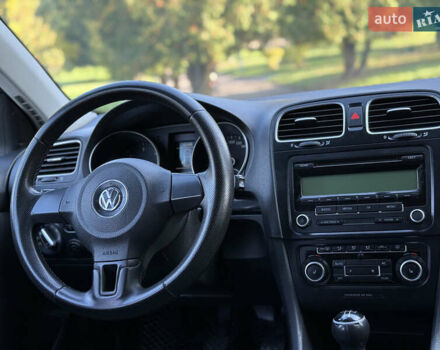 Фольксваген Гольф 2010 у Рівному на Automoto.ua Сірий Фольксваген Гольф, об'ємом двигуна 1.6 л та пробігом 299 тис. км за 6700 $, фото 41 на Automoto.ua
