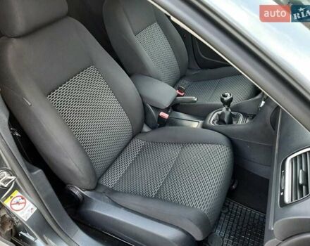 Сірий Фольксваген Гольф, об'ємом двигуна 1.6 л та пробігом 360 тис. км за 6499 $, фото 29 на Automoto.ua