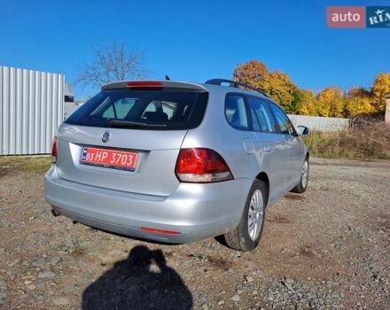 Серый Фольксваген Гольф, объемом двигателя 1.6 л и пробегом 250 тыс. км за 6900 $, фото 4 на Automoto.ua