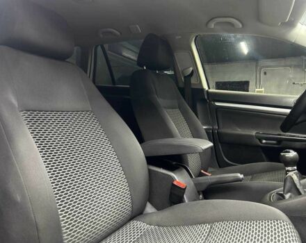 Сірий Фольксваген Гольф, об'ємом двигуна 1.6 л та пробігом 316 тис. км за 6900 $, фото 10 на Automoto.ua