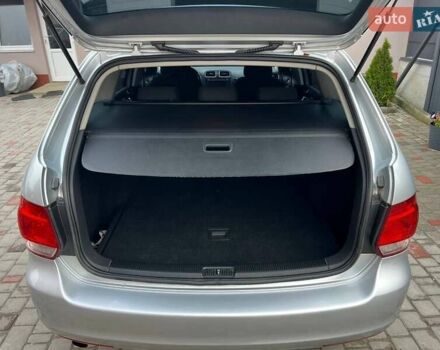 Серый Фольксваген Гольф, объемом двигателя 1.6 л и пробегом 262 тыс. км за 8500 $, фото 23 на Automoto.ua