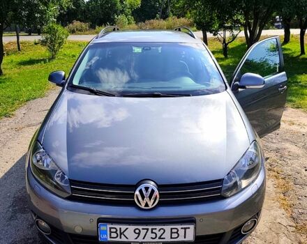 Серый Фольксваген Гольф, объемом двигателя 1.6 л и пробегом 263 тыс. км за 8300 $, фото 1 на Automoto.ua