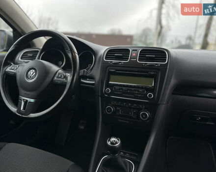 Сірий Фольксваген Гольф, об'ємом двигуна 1.39 л та пробігом 214 тис. км за 7500 $, фото 46 на Automoto.ua