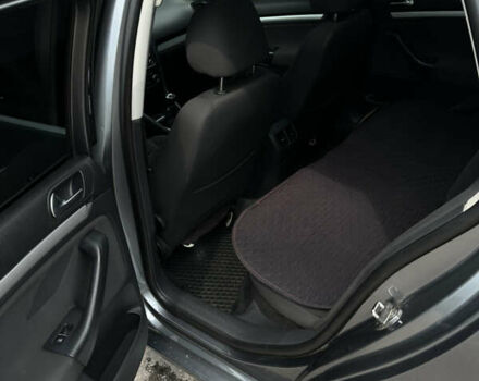 Серый Фольксваген Гольф, объемом двигателя 1.39 л и пробегом 184 тыс. км за 9100 $, фото 9 на Automoto.ua