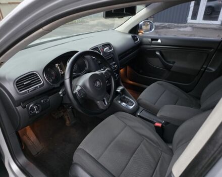 Серый Фольксваген Гольф, объемом двигателя 1.6 л и пробегом 270 тыс. км за 7500 $, фото 4 на Automoto.ua