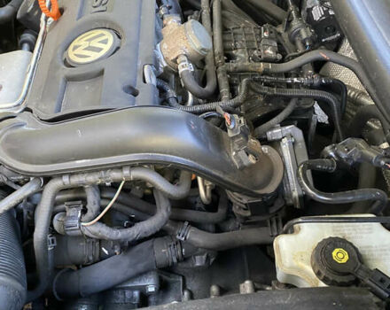 Серый Фольксваген Гольф, объемом двигателя 1.39 л и пробегом 235 тыс. км за 8500 $, фото 9 на Automoto.ua