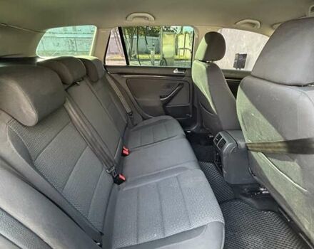 Серый Фольксваген Гольф, объемом двигателя 1.6 л и пробегом 290 тыс. км за 7300 $, фото 6 на Automoto.ua