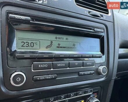 Серый Фольксваген Гольф, объемом двигателя 1.6 л и пробегом 280 тыс. км за 6900 $, фото 14 на Automoto.ua