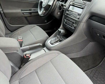 Серый Фольксваген Гольф, объемом двигателя 1.6 л и пробегом 277 тыс. км за 7700 $, фото 21 на Automoto.ua