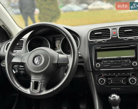 Серый Фольксваген Гольф, объемом двигателя 1.6 л и пробегом 298 тыс. км за 6550 $, фото 28 на Automoto.ua