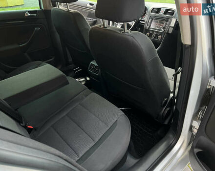 Серый Фольксваген Гольф, объемом двигателя 1.97 л и пробегом 300 тыс. км за 8200 $, фото 9 на Automoto.ua