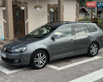 Серый Фольксваген Гольф, объемом двигателя 1.6 л и пробегом 300 тыс. км за 6300 $, фото 4 на Automoto.ua