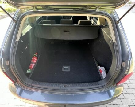 Серый Фольксваген Гольф, объемом двигателя 1.6 л и пробегом 254 тыс. км за 7500 $, фото 13 на Automoto.ua