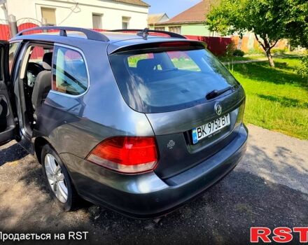 Серый Фольксваген Гольф, объемом двигателя 1.6 л и пробегом 263 тыс. км за 8300 $, фото 6 на Automoto.ua