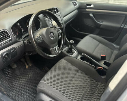 Серый Фольксваген Гольф, объемом двигателя 1.6 л и пробегом 260 тыс. км за 7250 $, фото 8 на Automoto.ua