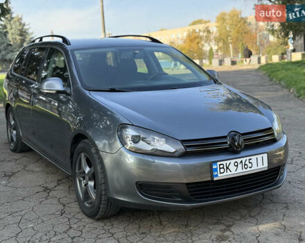 Фольксваген Гольф 2010 у Рівному на Automoto.ua Сірий Фольксваген Гольф, об'ємом двигуна 1.6 л та пробігом 299 тис. км за 6700 $, фото 9 на Automoto.ua