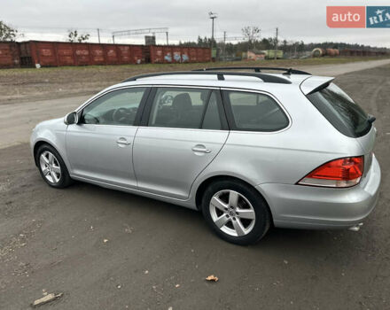 Серый Фольксваген Гольф, объемом двигателя 1.39 л и пробегом 240 тыс. км за 6750 $, фото 5 на Automoto.ua