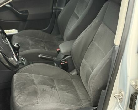 Сірий Фольксваген Гольф, об'ємом двигуна 1.6 л та пробігом 184 тис. км за 7000 $, фото 9 на Automoto.ua