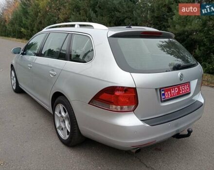 Серый Фольксваген Гольф, объемом двигателя 1.6 л и пробегом 235 тыс. км за 7500 $, фото 2 на Automoto.ua