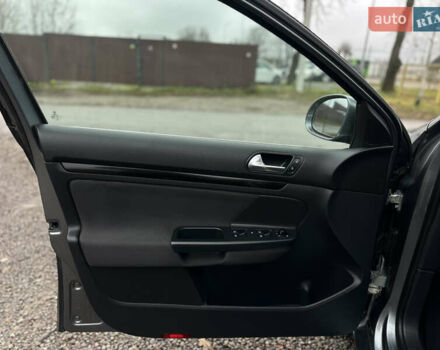 Сірий Фольксваген Гольф, об'ємом двигуна 1.39 л та пробігом 214 тис. км за 7500 $, фото 18 на Automoto.ua