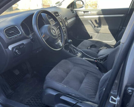 Серый Фольксваген Гольф, объемом двигателя 1.6 л и пробегом 364 тыс. км за 7300 $, фото 1 на Automoto.ua