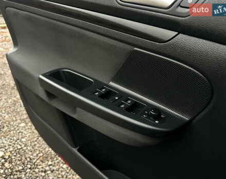 Сірий Фольксваген Гольф, об'ємом двигуна 1.39 л та пробігом 214 тис. км за 7500 $, фото 19 на Automoto.ua
