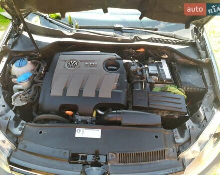 Серый Фольксваген Гольф, объемом двигателя 1.6 л и пробегом 204 тыс. км за 7500 $, фото 2 на Automoto.ua