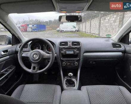 Сірий Фольксваген Гольф, об'ємом двигуна 1.39 л та пробігом 180 тис. км за 5999 $, фото 20 на Automoto.ua