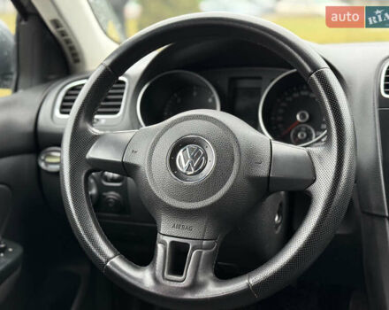 Серый Фольксваген Гольф, объемом двигателя 1.6 л и пробегом 298 тыс. км за 6550 $, фото 29 на Automoto.ua