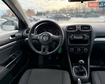 Сірий Фольксваген Гольф, об'ємом двигуна 1.6 л та пробігом 240 тис. км за 7799 $, фото 15 на Automoto.ua