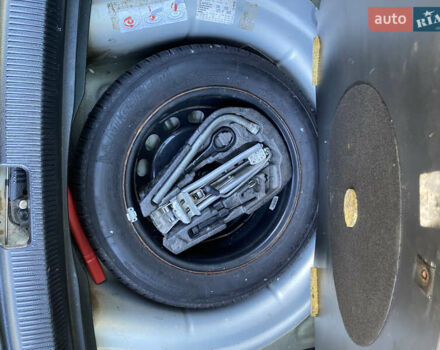 Серый Фольксваген Гольф, объемом двигателя 1.39 л и пробегом 235 тыс. км за 8500 $, фото 26 на Automoto.ua