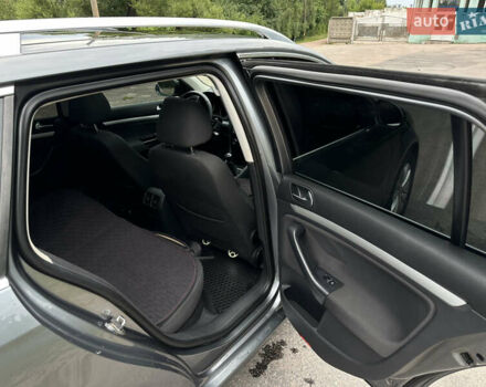 Серый Фольксваген Гольф, объемом двигателя 1.39 л и пробегом 184 тыс. км за 9100 $, фото 16 на Automoto.ua