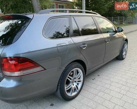 Фольксваген Гольф 2010 в Хмельницком на Automoto.ua Серый Фольксваген Гольф, объемом двигателя 1.6 л и пробегом 263 тыс. км за 7200 $, фото 4 на Automoto.ua