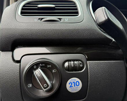 Серый Фольксваген Гольф, объемом двигателя 2 л и пробегом 277 тыс. км за 8350 $, фото 49 на Automoto.ua