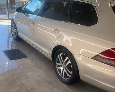 Серый Фольксваген Гольф, объемом двигателя 1.6 л и пробегом 250 тыс. км за 9600 $, фото 7 на Automoto.ua