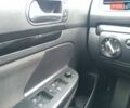 Серый Фольксваген Гольф, объемом двигателя 1.6 л и пробегом 235 тыс. км за 7500 $, фото 8 на Automoto.ua