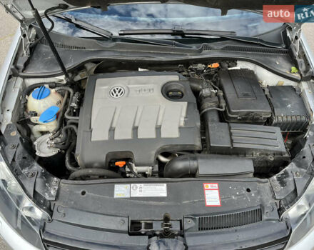 Сірий Фольксваген Гольф, об'ємом двигуна 1.6 л та пробігом 315 тис. км за 8000 $, фото 9 на Automoto.ua