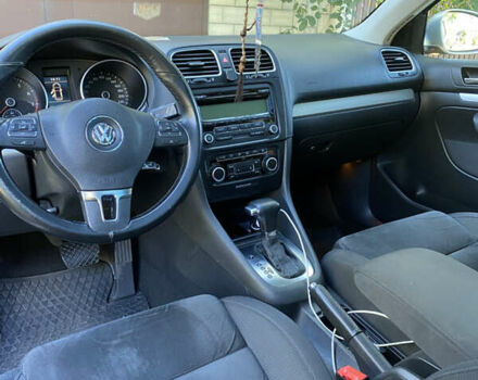 Серый Фольксваген Гольф, объемом двигателя 1.39 л и пробегом 235 тыс. км за 8500 $, фото 22 на Automoto.ua