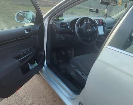 Серый Фольксваген Гольф, объемом двигателя 1.6 л и пробегом 232 тыс. км за 8000 $, фото 16 на Automoto.ua