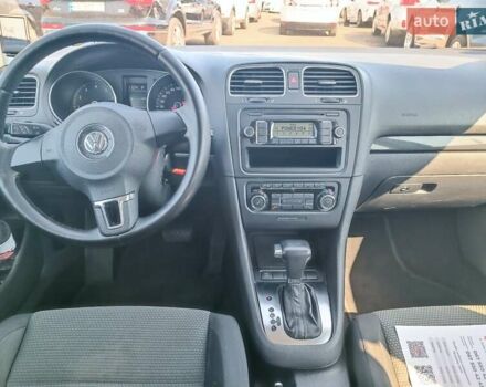 Серый Фольксваген Гольф, объемом двигателя 1.4 л и пробегом 220 тыс. км за 7700 $, фото 4 на Automoto.ua