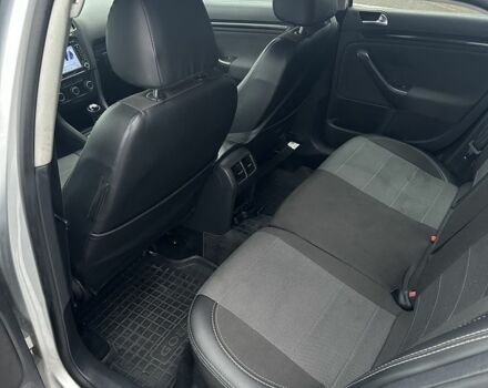 Серый Фольксваген Гольф, объемом двигателя 1.6 л и пробегом 250 тыс. км за 5900 $, фото 8 на Automoto.ua